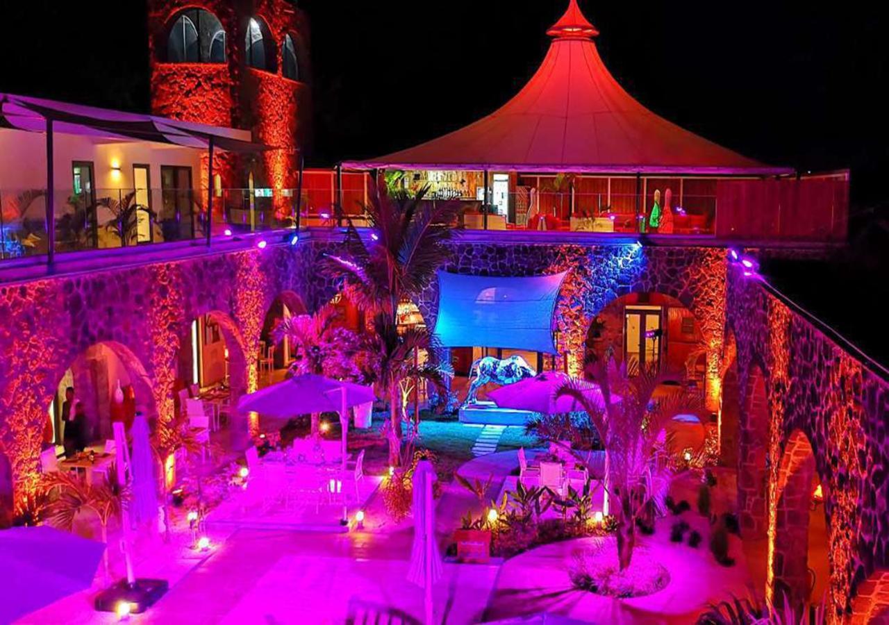 Hacienda Plaza Hotel Pereybere Beach Екстериор снимка