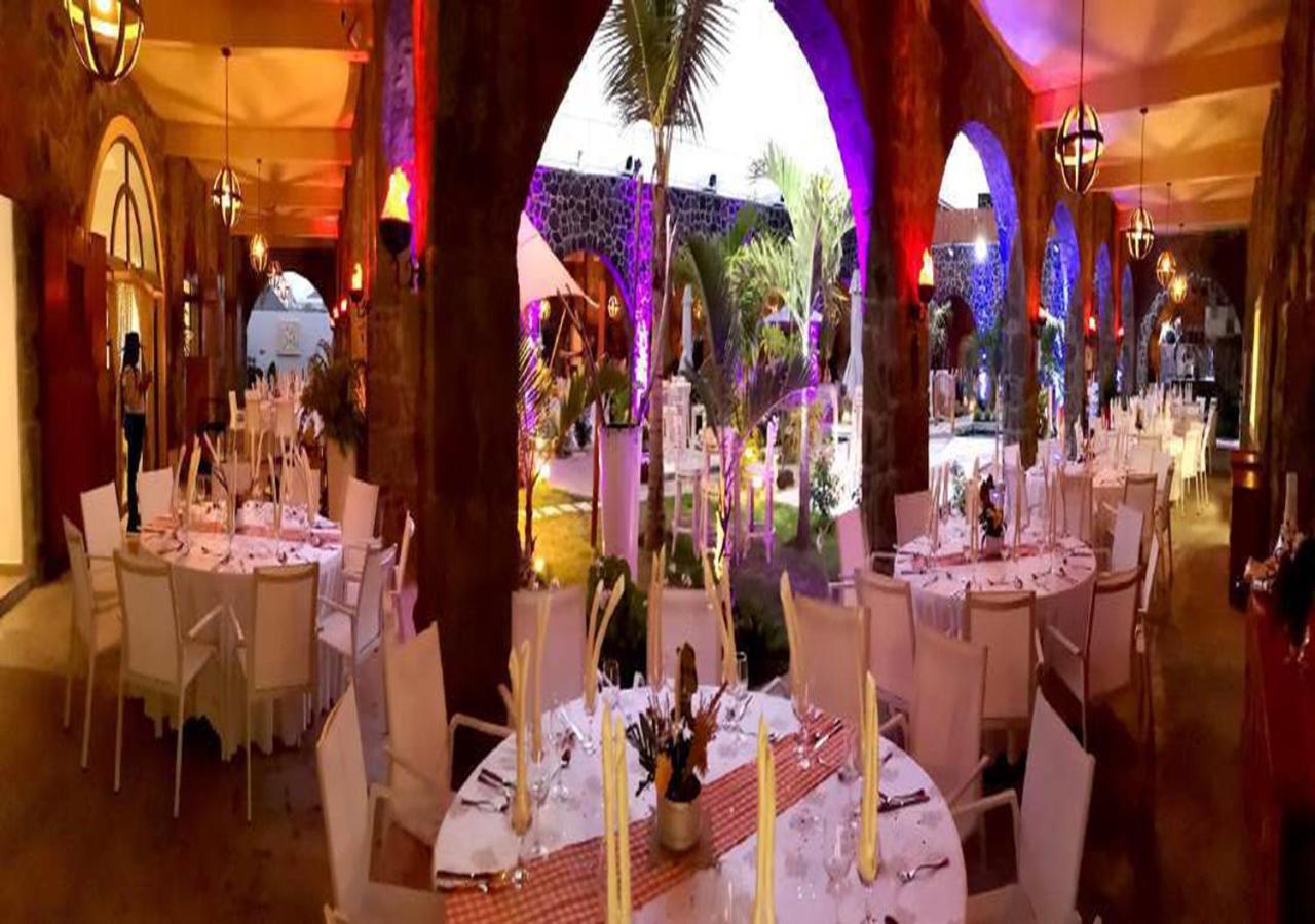 Hacienda Plaza Hotel Pereybere Beach Екстериор снимка